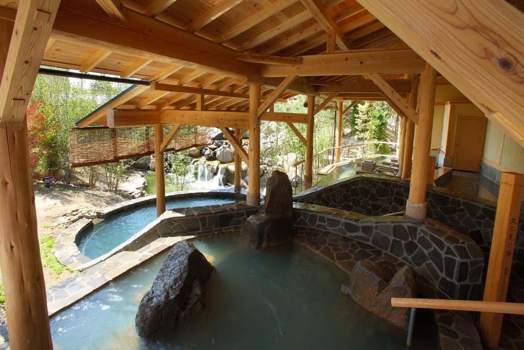 Iizaka Hotel Juraku Fukushima (Fukushima) Exterior foto