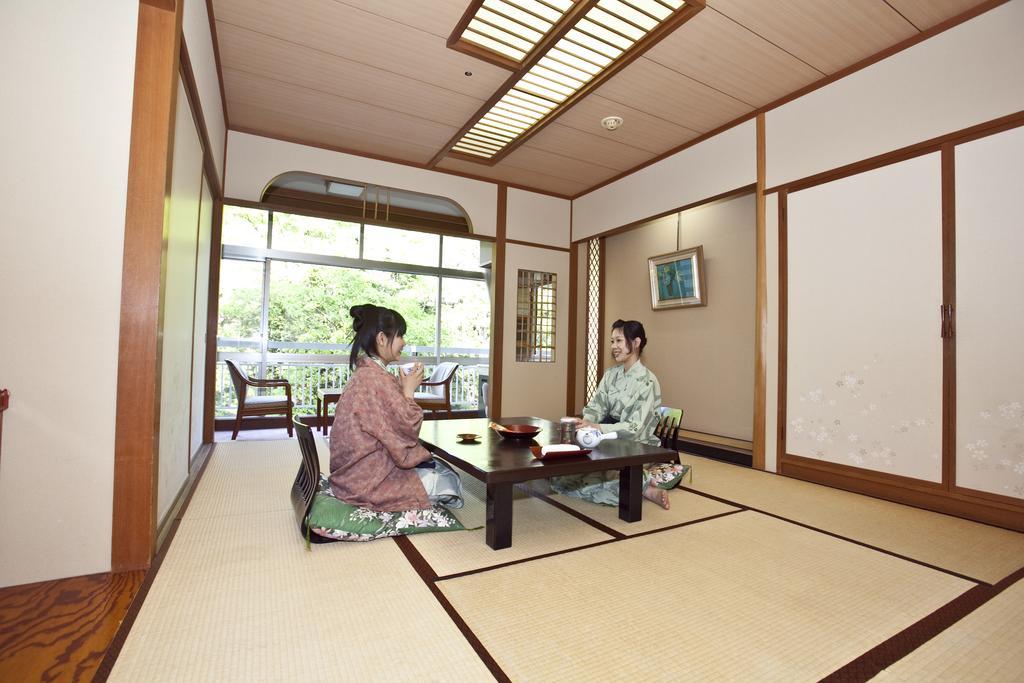 Iizaka Hotel Juraku Fukushima (Fukushima) Exterior foto