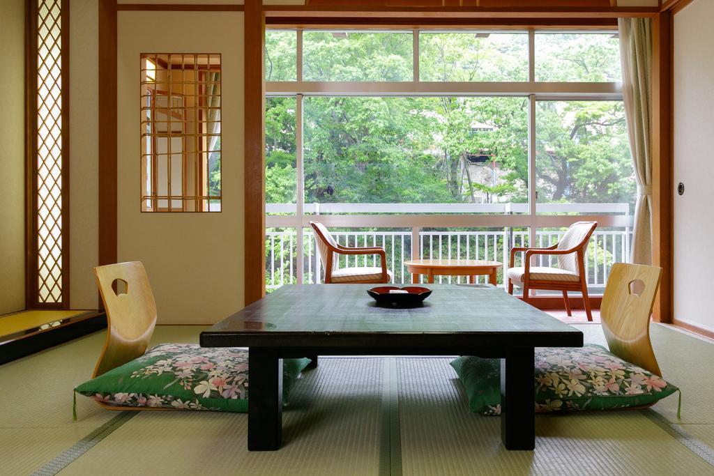Iizaka Hotel Juraku Fukushima (Fukushima) Exterior foto