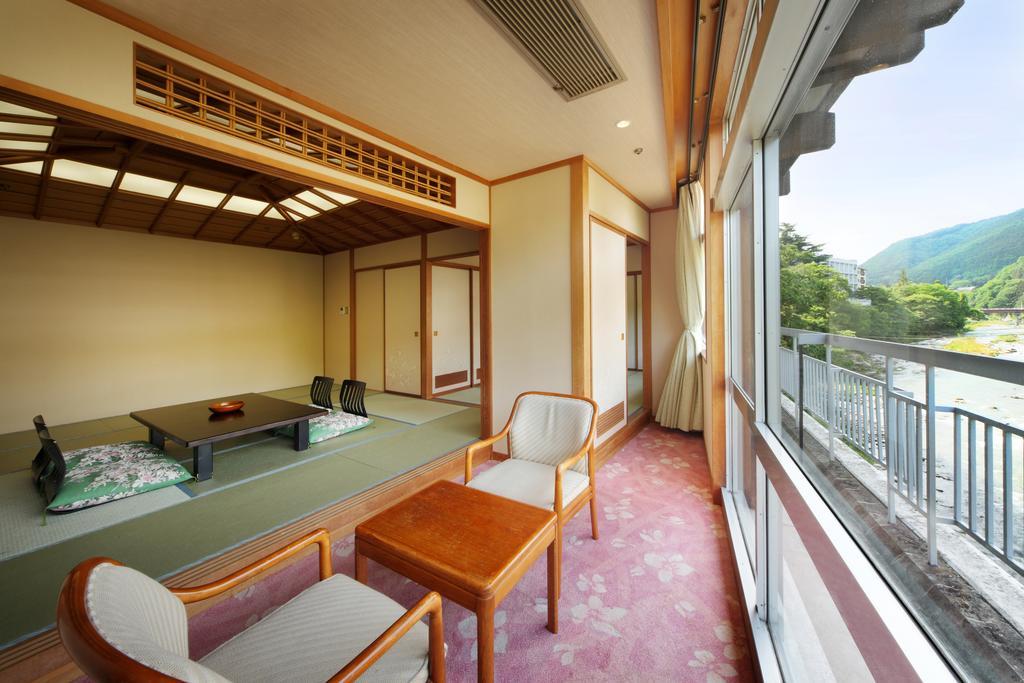 Iizaka Hotel Juraku Fukushima (Fukushima) Exterior foto