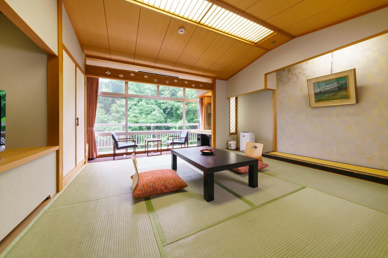 Iizaka Hotel Juraku Fukushima (Fukushima) Exterior foto
