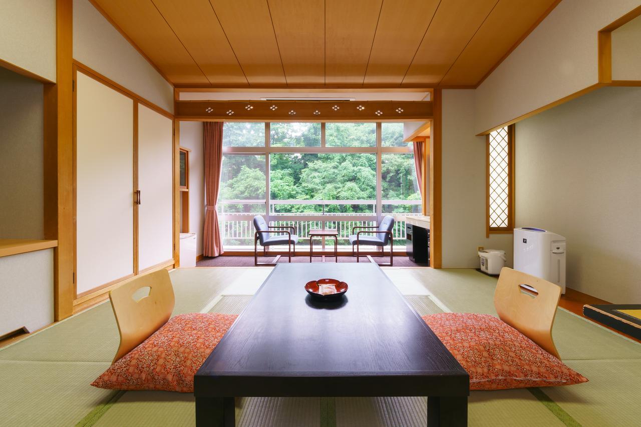 Iizaka Hotel Juraku Fukushima (Fukushima) Exterior foto